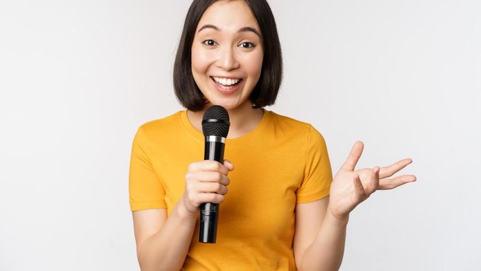 4 Cara Meningkatkan Kemampuan Public Speaking untuk Tampil 'Prima' di Depan Umum, Bisa Praktikkan di Rumah!