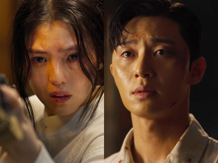 Han So Hee dan Park Seo Joon di Gyeongseong Creature (2023)