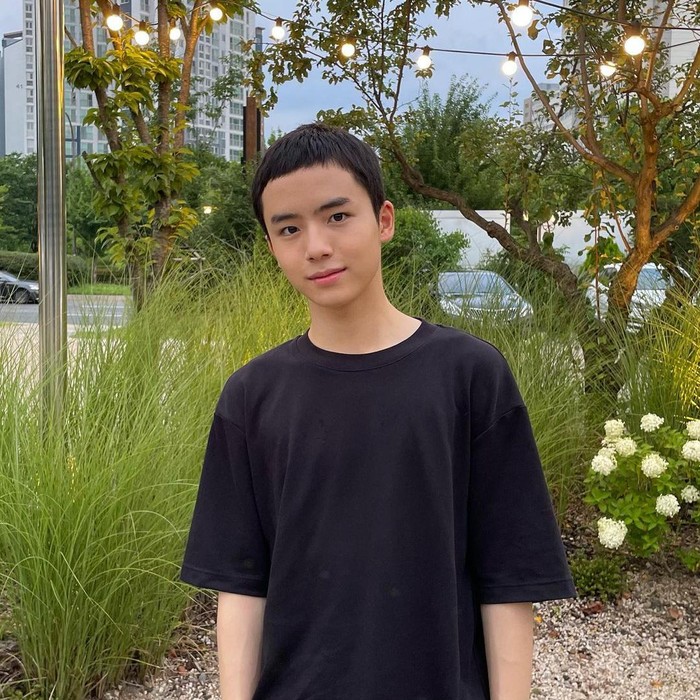 Memulai karier akting sejak usia 8 tahun pada 2017 lalu, membuat Moon Woo Jin kerap tampil sebagai main lead dan karakter muda dari pemeran utama di sejumlah drama Korea beken./ Foto: instagram.com/mwj_mom Memulai karier akting sejak usia 8 tahun pada 2017 lalu, membuat Moon Woo Jin kerap tampil sebagai main lead dan karakter muda dari pemeran utama di sejumlah drama Korea beken./ Foto: instagram.com/mwj_mom