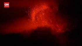VIDEO: Gunung Etna Erupsi, Muntahkan Lava dan Abu Vulkanik