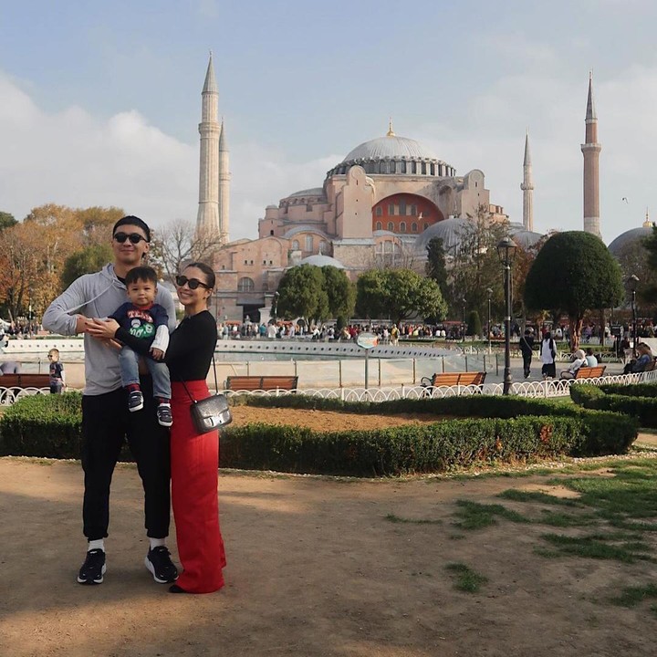 <p>Meski sibuk bekerja, Nikita Willy tetap menyempatkan waktu untuk berlibur bersama keluarga dan anaknya. Belum lama ini, Nikita terlihat mengunjungi Turki, Bunda. (Foto: Instagram: @nikitawillyofficial94)</p>