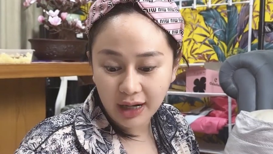 Denise Chariesta Melahirkan, Sebelumnya Asyik Kulineran Salmon hingga Es Krim