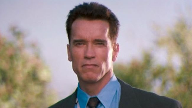Jadwal Bioskop Trans TV hari ini (15 Februari) Eraser. Berikut sinopsis Eraser dibintangi Arnold Schwarzenegger.