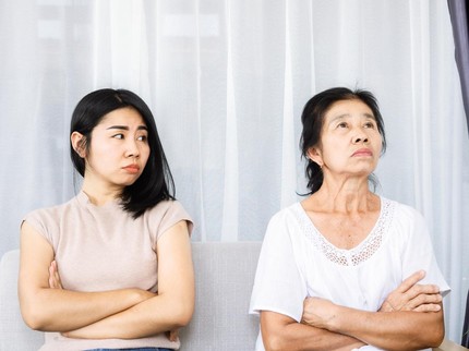 Hukum Mertua Ikut Campur Urusan Rumah Tangga Anak