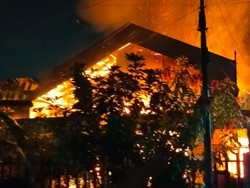 Kebakaran Rumah di Kertajaya Indah Timur Surabaya Tewaskan 2 Lansia