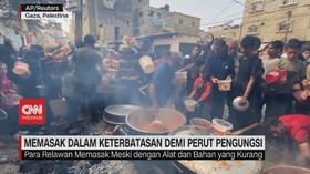 VIDEO: Memasak Dalam Keterbatasan Demi Perut Pengungsi