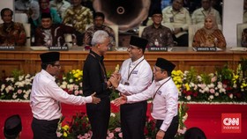 LSI Prediksi AMIN dan Ganjar-Mahfud Bersatu Jika Pilpres Dua Putaran