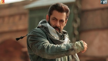 img-title Rumah Ditembaki Gangster, Salman Khan: Mereka Cuma Mau Dapat Perhatian