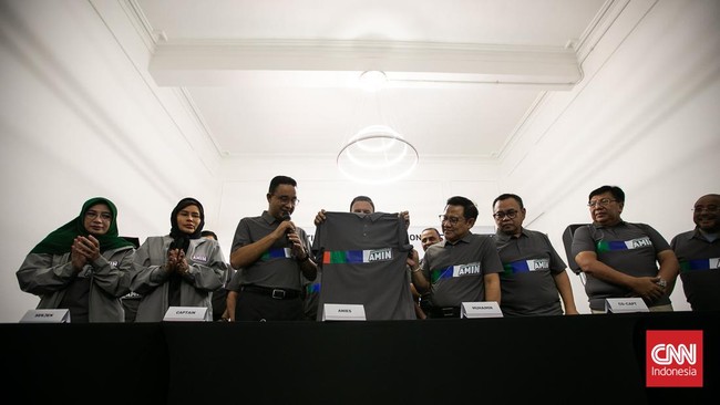 Total ada 270 advokat dalam tim inti THN AMIN yang dipimpin langsung Ari Yusuf Amir sebagai ketua umum dan Hamdan Zoelva sebagia ketua dewan penasihat.