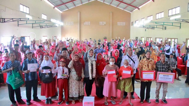 Kegiatan Sambang Warga kembali digelar oleh Pemerintah Kabupaten Klaten, kali ini di Balai Desa Kahuman, Kecamatan Polanharjo, pada Rabu (15/11).