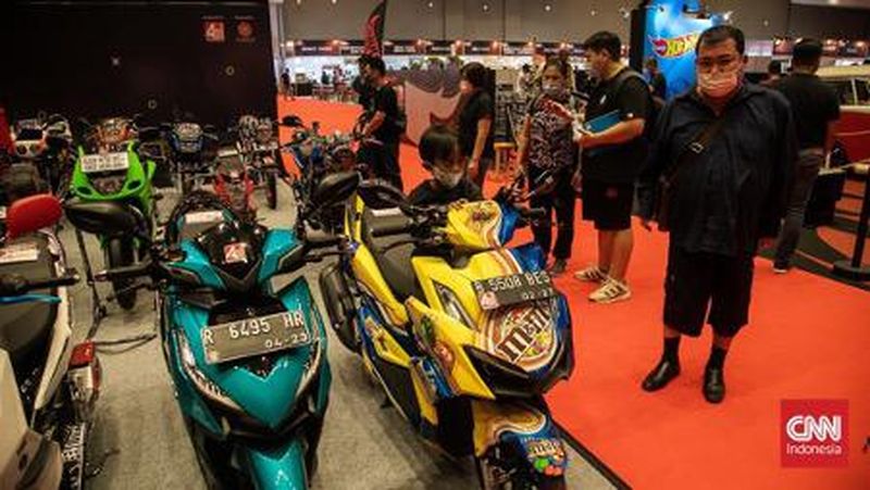 Honda Vario 150 adalah salah satu skuter matik terlaris di Indonesia