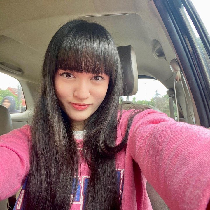 <p>Ratu baru saja berulang tahun ke-19 pada 10 November, Bunda. Di usianya yang sudah beranjak dewasa, Ratu telah menorehkan prestasi akademik. (Foto: Instagram @agatha.bby)</p>