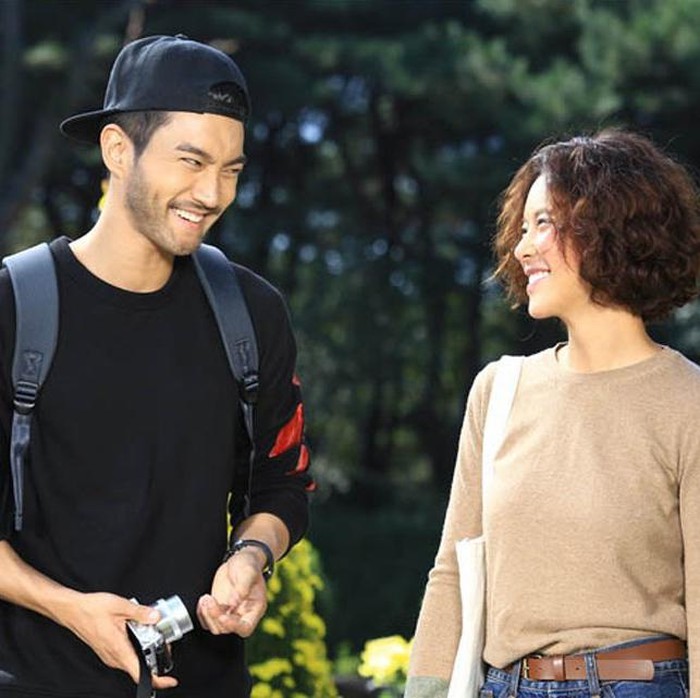 Choi Si Won dan Hwang Jung Eum di She Was Pretty