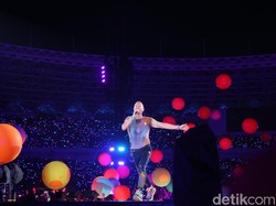 Chris Martin: Saya Senang Bisa Hadir di Jakarta