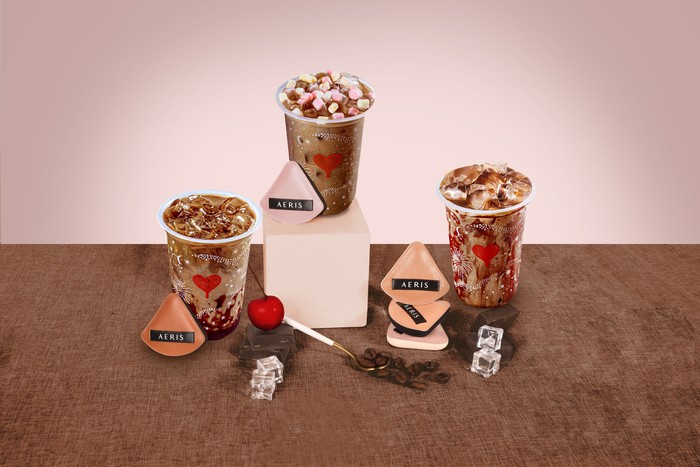 Kolaborasi Aeris Beauté x Kopi Kenangan hadirkan puff makeup