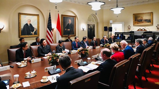 Mendag Zulkifli Hasan mengungkapkan Presiden Joko Widodo meminta Presiden Amerika Serikat Joe Biden untuk mendesak Israel menghentikan serangan ke Palestina.
