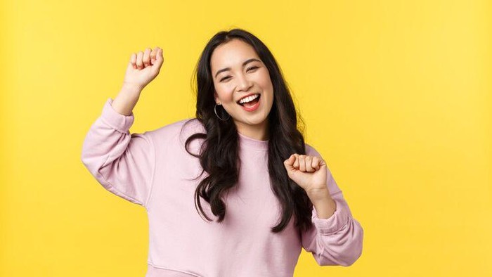 Kebiasaan Sederhana untuk Membuat Diri Sendiri Lebih Bahagia