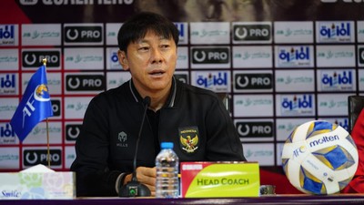 Media Malaysia menyoroti keputusan pelatih Shin Tae Yong yang tidak memasukkan Nadeo Argawinata dalam daftar 29 pemain Timnas Indonesia.