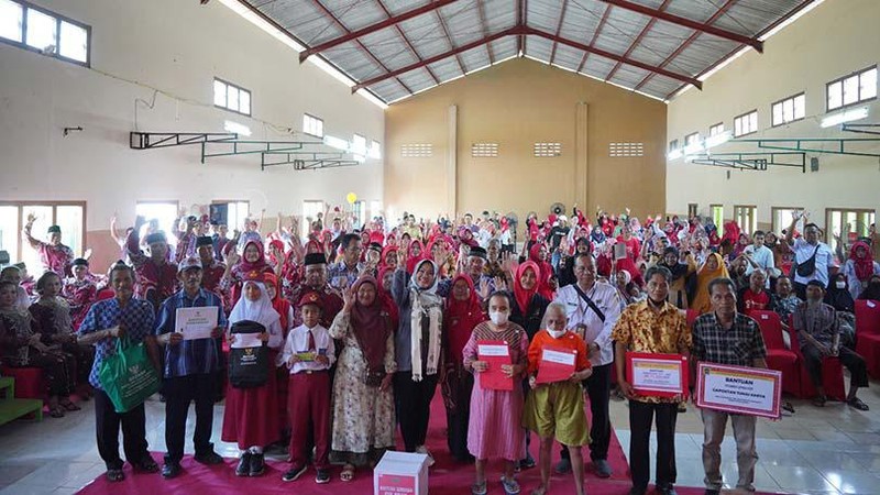 Bupati Klaten menyatakan akan membuat anggaran sebagai respons atas permintaan warga Desa Kahuman Polanharjo.