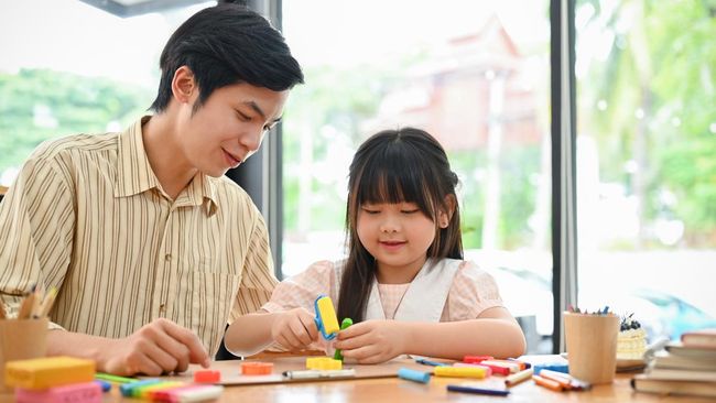 5 Kebiasaan Ayah yang Berdampak Besar pada Anak, Coba Lakukan Yuk