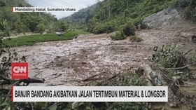 VIDEO: Banjir Bandang Akibatkan Jalan Tertimbun Material & Longsor