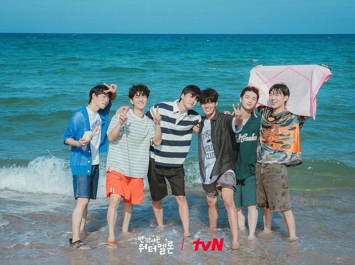 Drama Korea Twinkling Watermelon (2023)