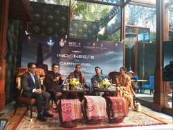 Keindahan Candi Borobudur hingga Wastra Nusantara Harumkan Indonesia di Prancis