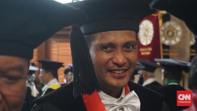 UGM Buka Suara soal Gelar Guru Besar Eddy Hiariej yang Jadi Tersangka