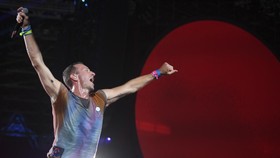 Coldplay di Jakarta: Terima Kasih Pemerintah Izinkan Kami Konser