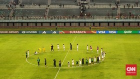 Momen Haru Timnas Indonesia U-17 Setelah Kalah dari Maroko di GBT