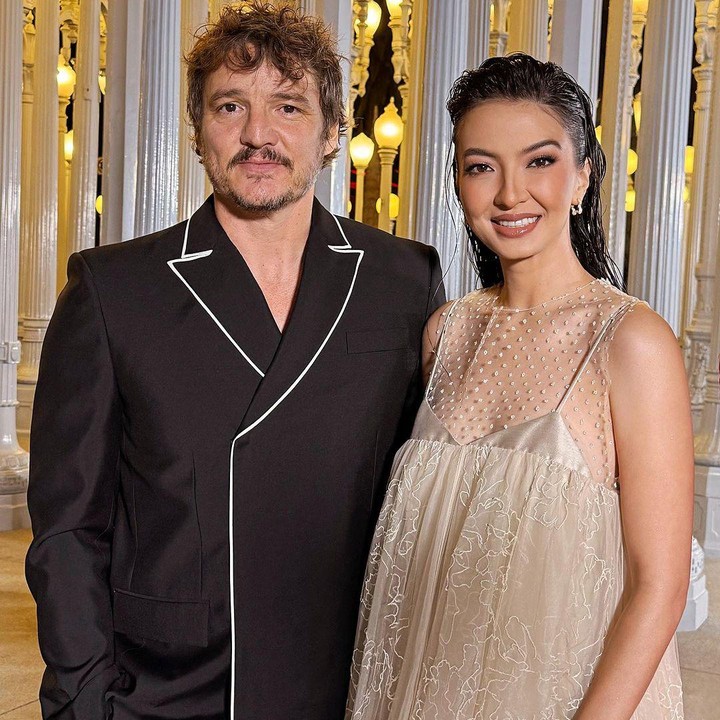 <p>"Suatu malam di museum merayakan Seni + Film. Sungguh menyenangkan berada di LA dikelilingi oleh manusia-manusia berbakat yang sudah tidak asing lagi," kata Raline dilihat dari akun Instagram pribadinya. (Foto: Instagram: @ralineshah)</p>