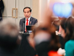 Jokowi Bicara Transisi Energi-Netralitas Carbon di ABAC ASEAN Caucus