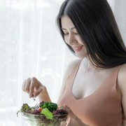 5 Makanan Tinggi Serat dan Rendah Kalori untuk Bantu Penurunan Berat Badan