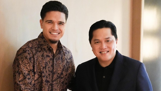Dua calon naturalisasi Timnas Indonesia Thom Haye dan Ragnar Oratmangoen akan diambil sumpah menjadi WNI pada pekan depan.