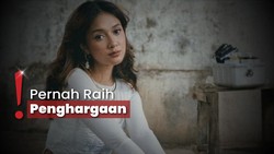 Pembuka Konser Coldplay, Rahmania Astrini Mulai Dikenal Lewat Cover Lagu