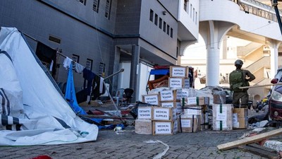 Bangunan Rumah Sakit Al Shifa di Jalur Gaza, Palestina, dilaporkan hancur akibat serbuan Israel sejak Rabu (15/11) lalu.