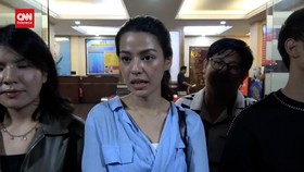 VIDEO: Ditipu Calo Tiket, Susan Sameh Gagal Nonton Konser Coldplay