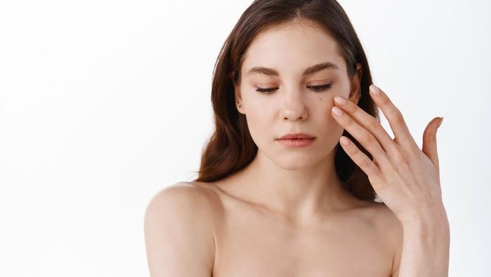 6 Kandungan Skincare untuk Kulit Kering yang Bisa Kamu Coba