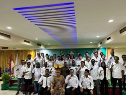 Berani Lantik Pengurus DPW Papua Barat Daya, Kakak Cak Imin Hadir