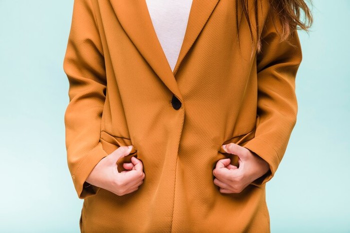 Fashion Items untuk Penampilan Edgy 