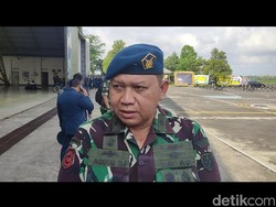 Pesawat Super Tucano Formasi Keluar Masuk Awan Sebelum Lost Contact dan Jatuh