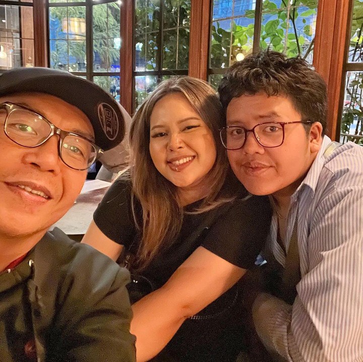 <p>Jarak di antara keempatnya tidaklah jauh berbeda. Aura lahir di tahun 1999, Audra lahir di tahun 2003, Abraham terlahir di tahun 2005, sementara Si Bungsu Alessa lahir di tahun 2008. (Foto: Instagram: @ari_lasso)</p>