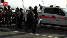 VIDEO: Polisi Tangkap Pengunjuk Rasa Pro Palestina Di San Fransisco