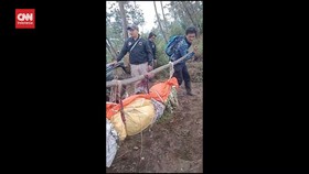 VIDEO: 4 Jenazah Jenazah Awak Pesawat Super Tucano TNI AU Dievakuasi