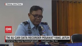 VIDEO: TNI AU Cari Data Recorder Pesawat