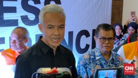 Ganjar Bantah Elektabilitas Turun, Klaim Punya Survei Internal