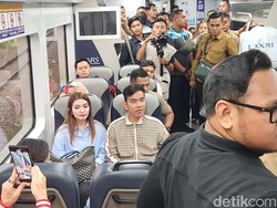 Lanjut Kunjungan ke Medan, Gibran Puji Kereta Bandara: Kayak di Luar Negeri