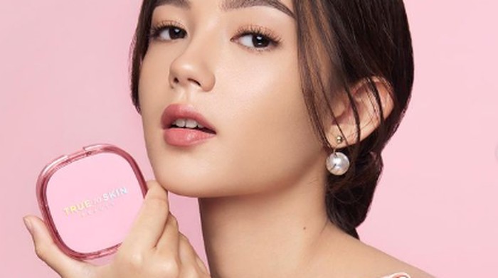 Miliki Kandungan Skincare, Yuk Kenalan dengan True to Skin Skinlike Porefecting Cushion