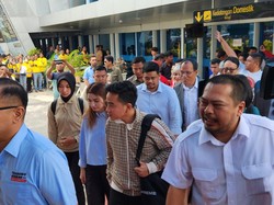 Berbaju Biru Ala TKN Prabowo-Gibran, Bobby: Biar Mirip Aja