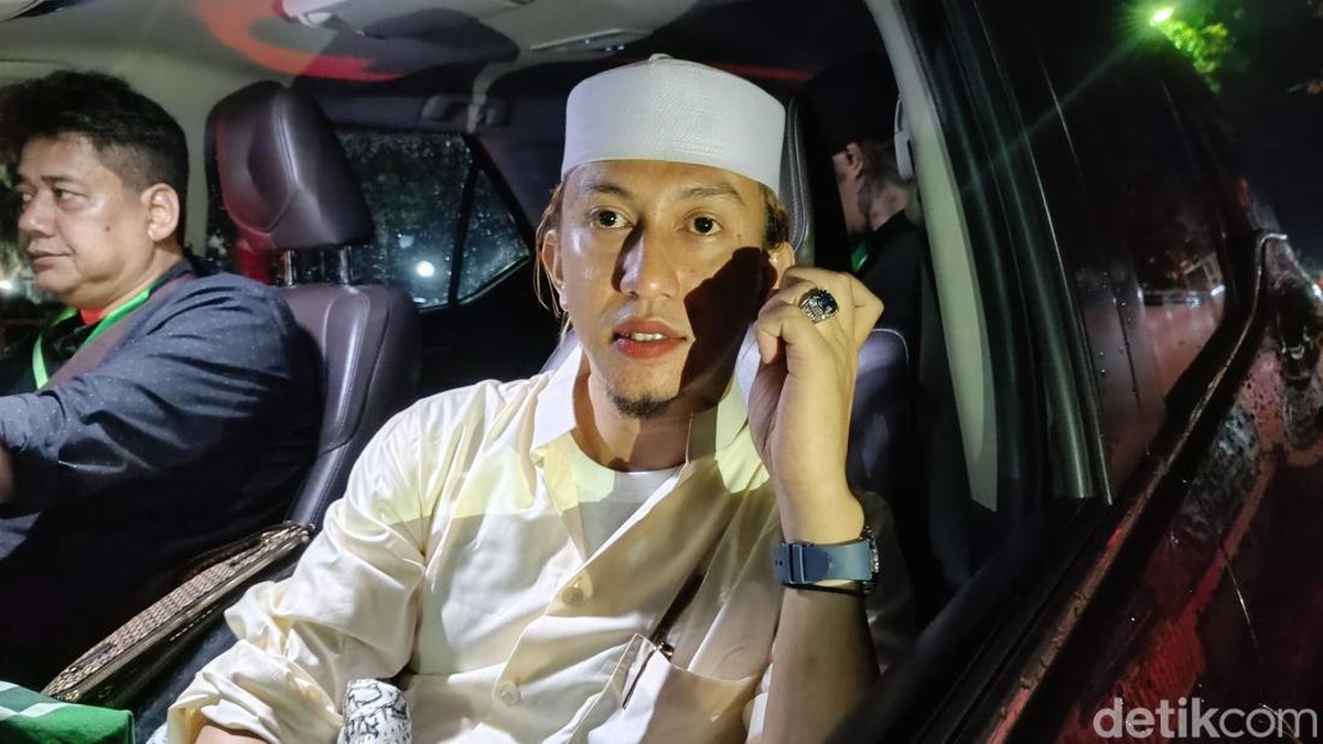 Habib Bahar bin mengatakan akan mengikuti hasil Ijtima Ulama terkait arah dukungan capres&period; Namun&comma; secara pribadi&comma; dia akan memilih golput&period; &lpar;Rizky AM&sol;detikcom&rpar;